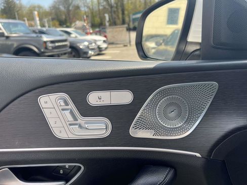 Used 2022 Mercedes-Benz GLE 350 4MATIC w/ AMG Line Exterior image 18