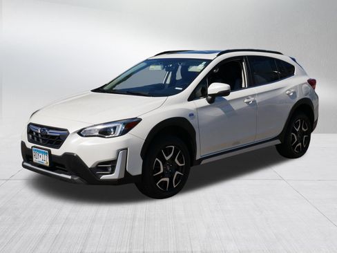 Used 2021 Subaru Crosstrek Hybrid w/ Moonroof Package w/Navigation AWD/4WD image 3