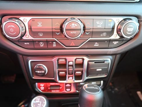 New 2026 Jeep Gladiator Rubicon w/ Steel Power Dome Hood Package image 15