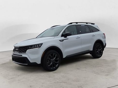 Used 2023 Kia Sorento AWD image 1
