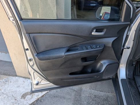 Used 2016 Honda CR-V LX image 18
