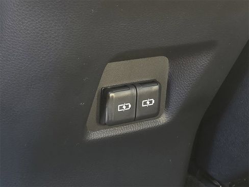 New 2025 Toyota RAV4 XLE image 15