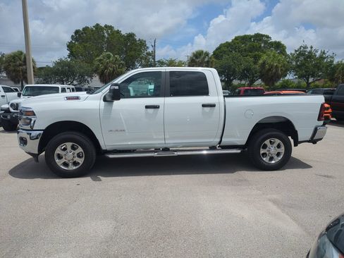 Used 2026 RAM 2500 Big Horn AWD/4WD image 9