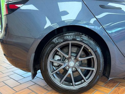 Used 2022 Tesla Model 3 RWD image 12