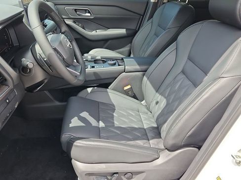 New 2026 Nissan Rogue Platinum AWD/4WD image 6