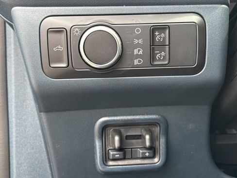 New 2025 Ford Maverick XLT w/ XLT Luxury Package image 37