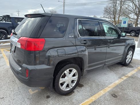 Used 2017 GMC Terrain SLE image 3