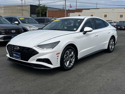 Certified 2023 Hyundai Sonata SEL w/ Cargo Package FWD image 2