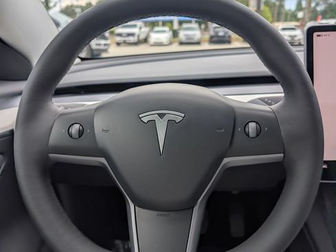Used 2023 Tesla Model 3 Standard Range RWD image 19