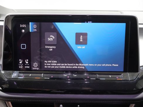Used 2025 Volkswagen Atlas Cross Sport SE AWD/4WD image 30