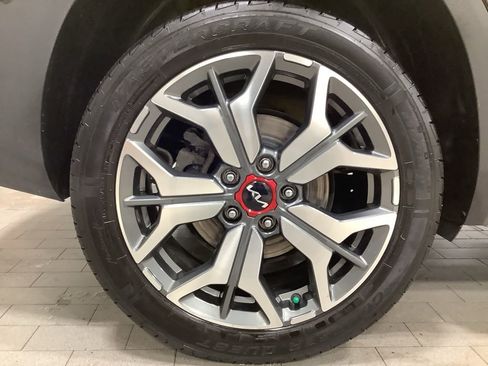 Used 2023 Kia Seltos SX w/ SX Sunroof Package image 28