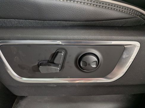 New 2026 RAM 1500 Laramie image 17