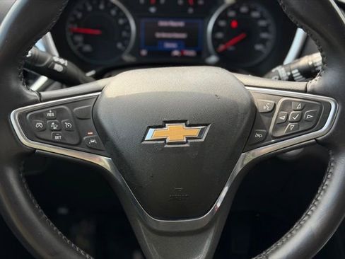 Used 2022 Chevrolet Equinox LT image 23