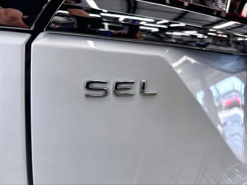 Certified 2026 Volkswagen Atlas SEL AWD/4WD image 27