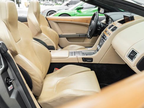 Used 2006 Aston Martin DB9 Volante image 30
