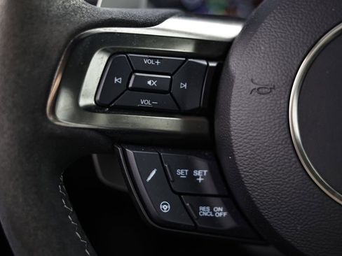 Used 2021 Ford Mustang Shelby GT500 w/ Technology Package image 34