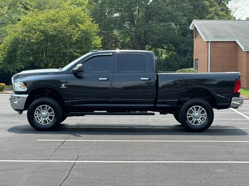 Used 2017 RAM 2500 Big Horn AWD/4WD image 2