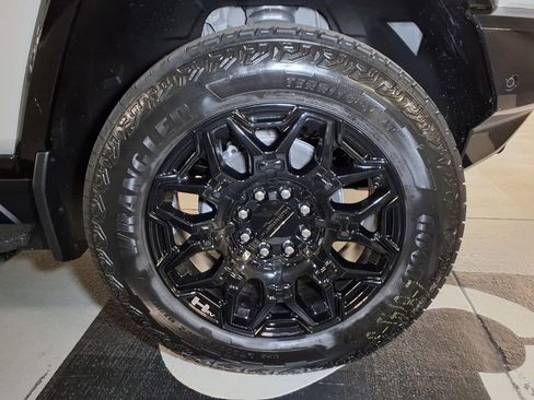 Used 2026 GMC Hummer EV SUV AWD/4WD image 5