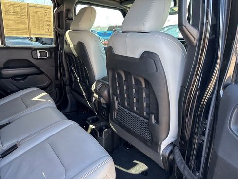 Used 2023 Jeep Gladiator Mojave w/ LED Lighting Group image 42