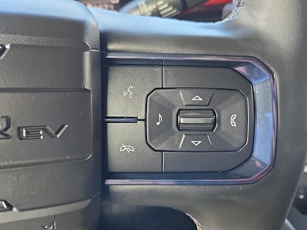 Used 2026 GMC Hummer EV 4x4 Crew Cab w/ Carbon Fiber Edition Package image 19
