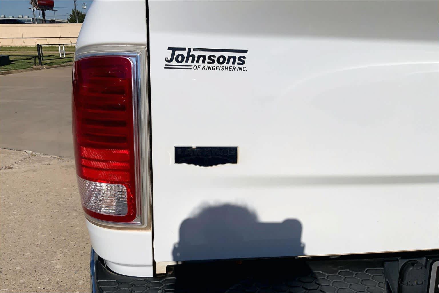 Used 2017 RAM 1500 Laramie w/ Convenience Group AWD/4WD image 10
