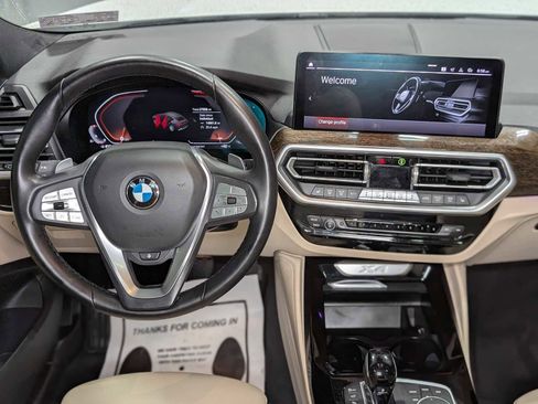 Used 2022 BMW X4 xDrive30i w/ Premium Package 2 image 5