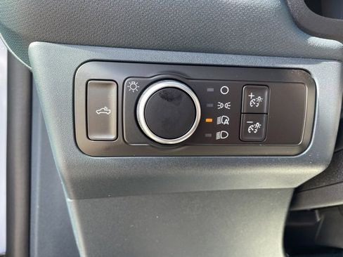 New 2026 Ford Maverick XLT image 16