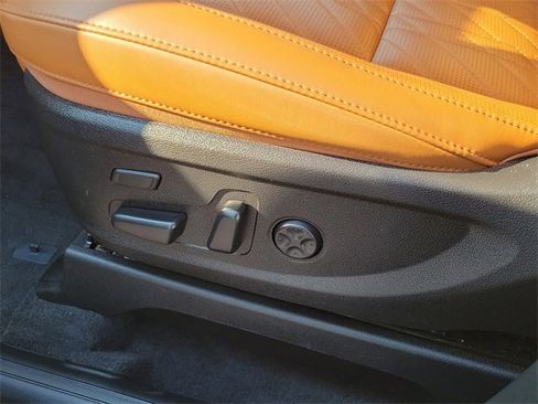 Certified 2024 Kia Telluride SX Prestige X-Line image 9