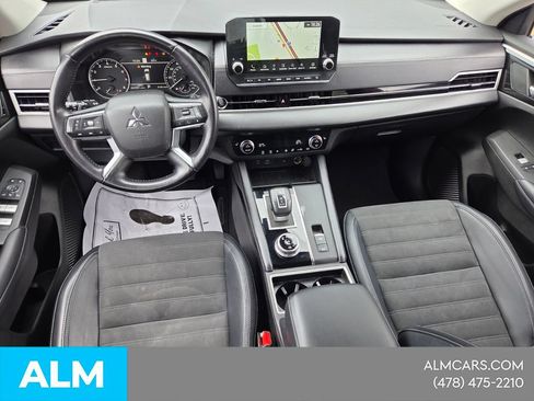 Used 2024 Mitsubishi Outlander SE AWD/4WD image 10