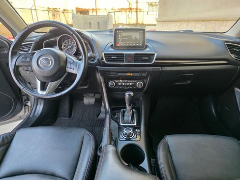 Used 2015 MAZDA MAZDA3 i Grand Touring image 14