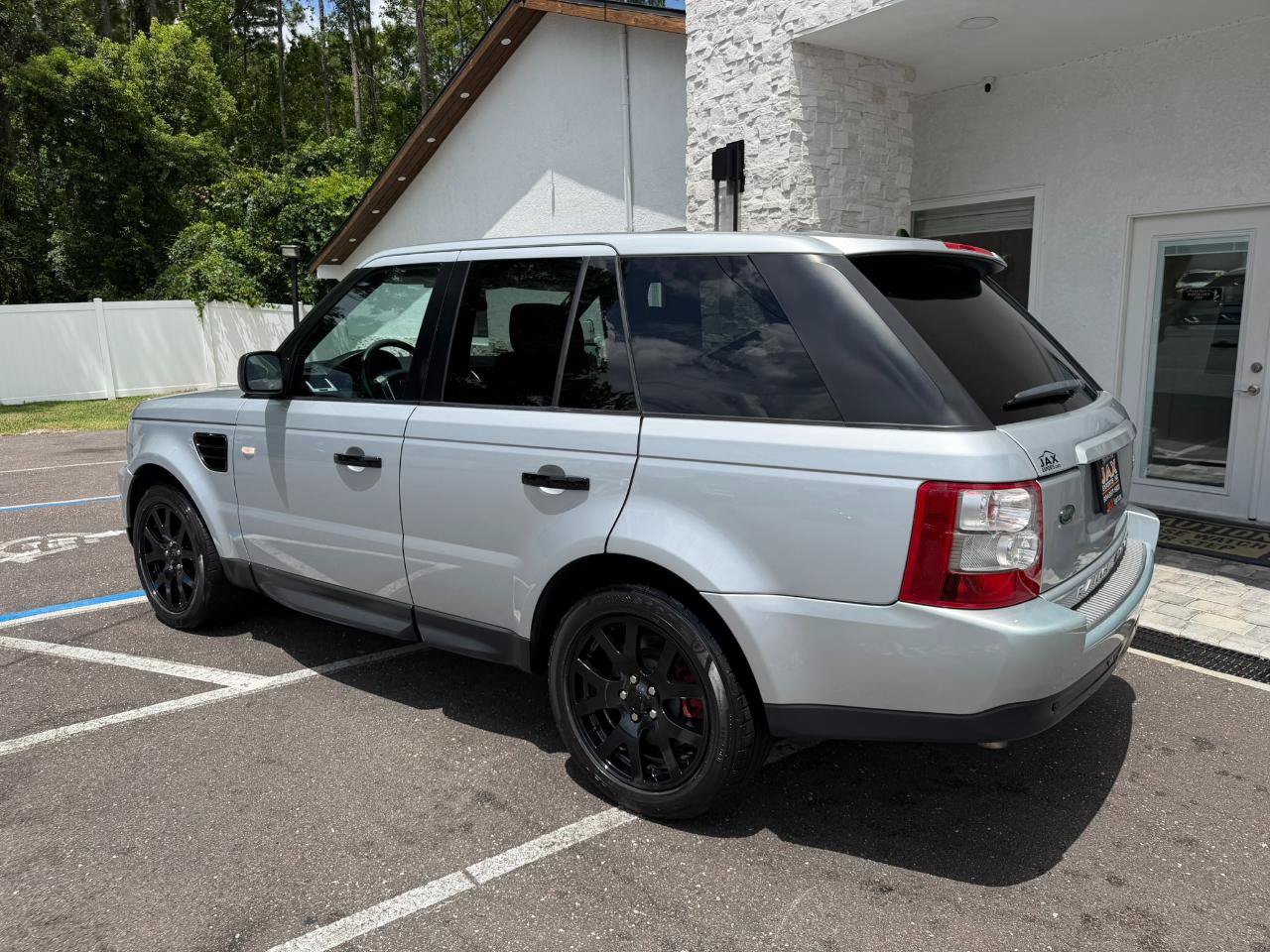 Used 2009 Land Rover Range Rover Sport HSE AWD/4WD image 11