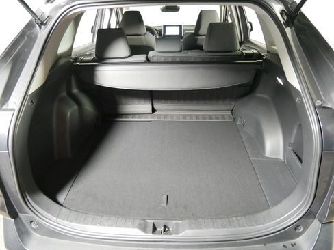 Used 2023 Toyota RAV4 XLE AWD/4WD image 18