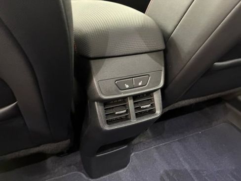 Used 2025 Chevrolet Equinox RS w/ Convenience Package III image 19