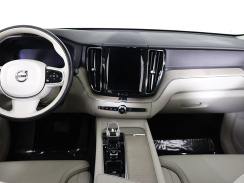 Used 2023 Volvo XC60 B6 Ultimate AWD/4WD image 43