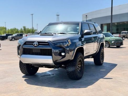 Used 2021 Toyota 4Runner TRD Off-Road Premium w/ Moonroof Package AWD/4WD image 3