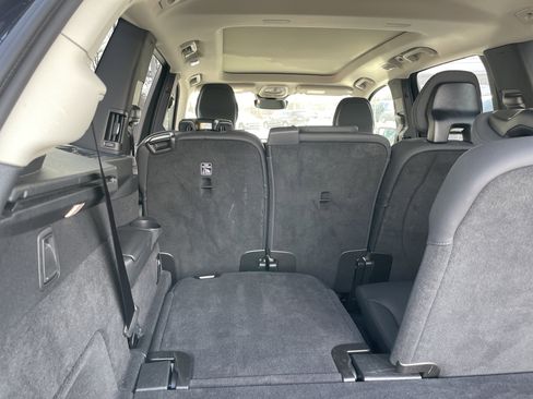 Used 2025 Volvo XC90 B6 Plus image 27