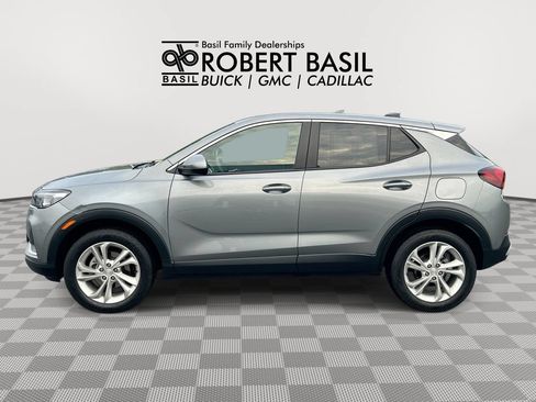 Used 2023 Buick Encore GX Preferred w/ Cold Weather Comfort Package AWD/4WD image 5
