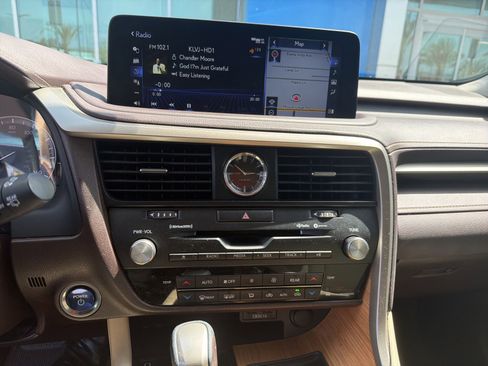 Used 2020 Lexus RX 450hL AWD w/ Premium Package image 11