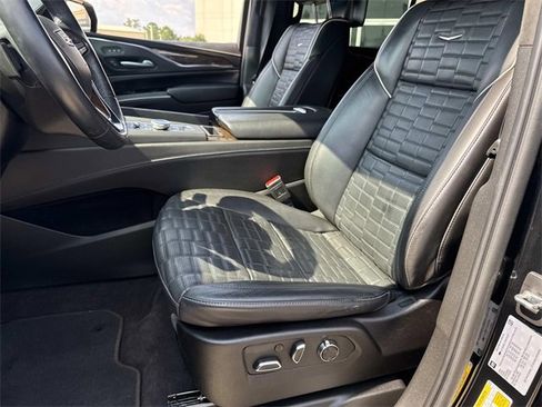 Used 2023 Cadillac Escalade ESV Sport Platinum image 21