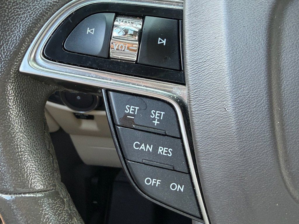 Used 2019 Lincoln Nautilus FWD image 28