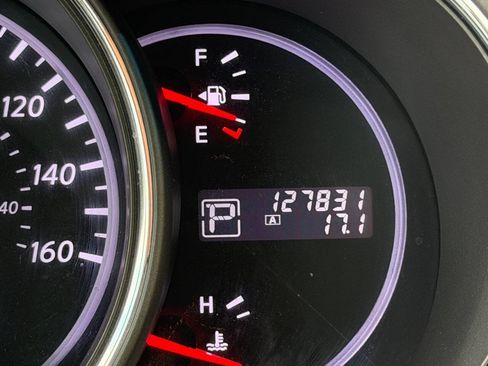 Used 2012 Nissan Murano S FWD image 17