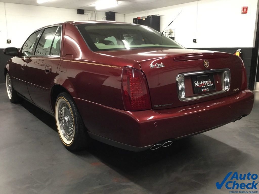 Used 2000 Cadillac De Ville DHS w/ Safety/Security Pkg FWD image 8