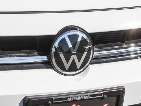 Used 2025 Volkswagen Jetta S image 5