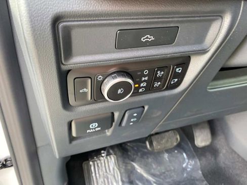New 2026 Ford F150 Platinum w/ Equipment Group 702A High AWD/4WD image 13
