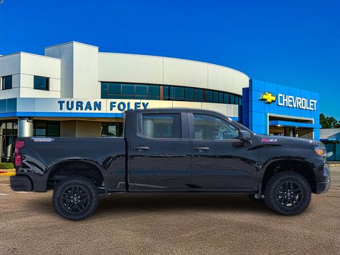 New 2026 Chevrolet Silverado 1500 Custom Trail Boss AWD/4WD image 7