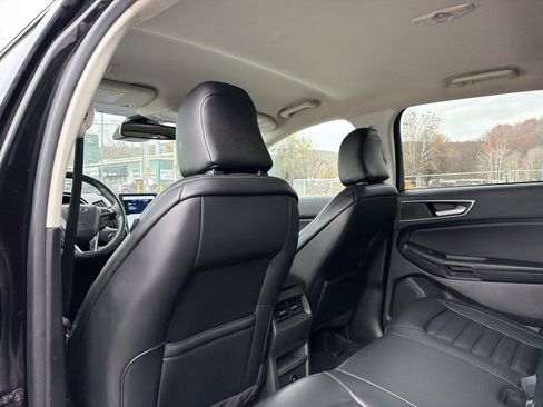 Used 2024 Ford Edge SEL image 28