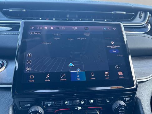 Used 2022 Jeep Grand Cherokee Limited 4xe w/ Luxury Tech Group II image 34