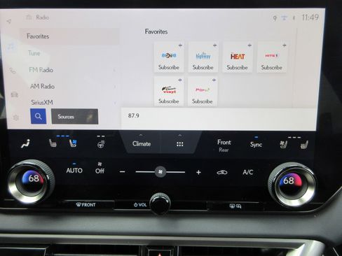 Used 2024 Lexus RX 350 w/ Technology Package image 39