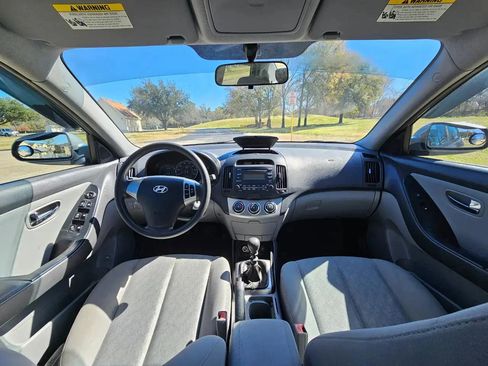 Used 2010 Hyundai Elantra Blue w/ Comfort Pkg 2 FWD image 23