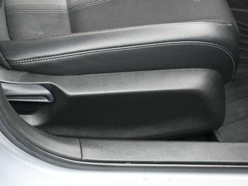 Used 2024 Honda Civic Sport image 10